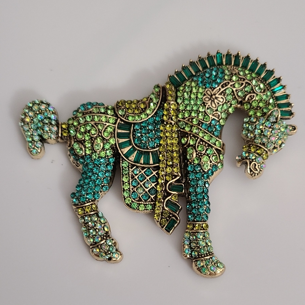Horse Brooch Pin Crystal Strong Horse Greens BIG AB Bronze Tone Stones NEW
